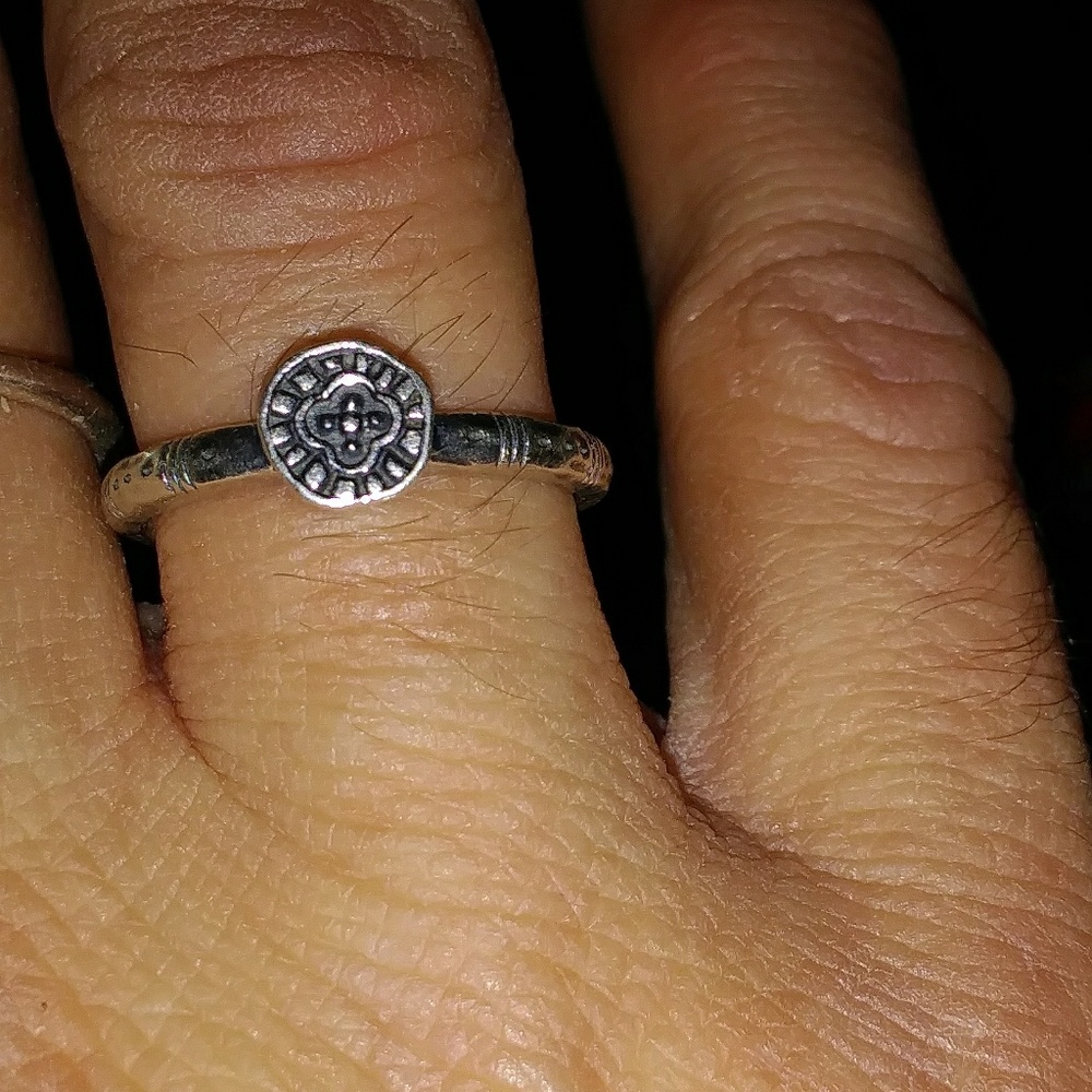 Silpada Vintage-Inspired Double Stack Silver Ring - Picture 2 of 4